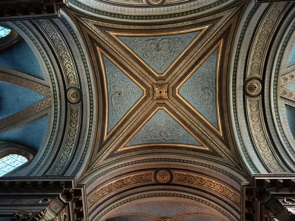 day05-basilica-ceiling