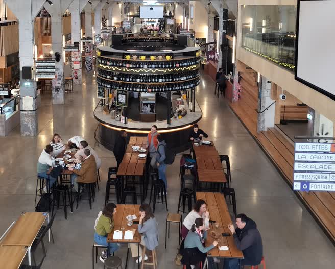 day15-halles-des-chacuteries-inside