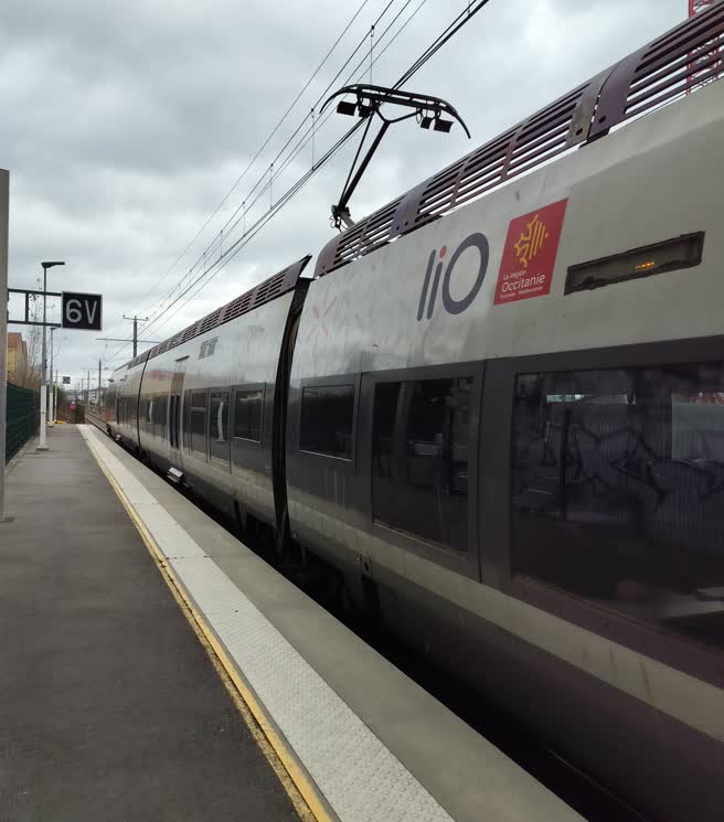 day16-train-arriving
