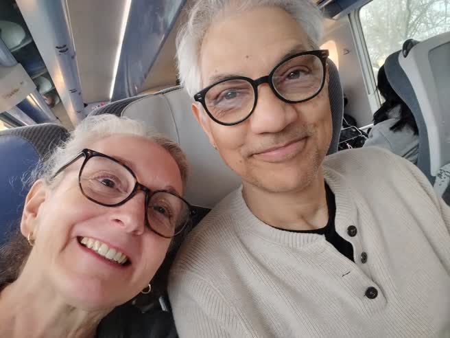 day18-us-on-train