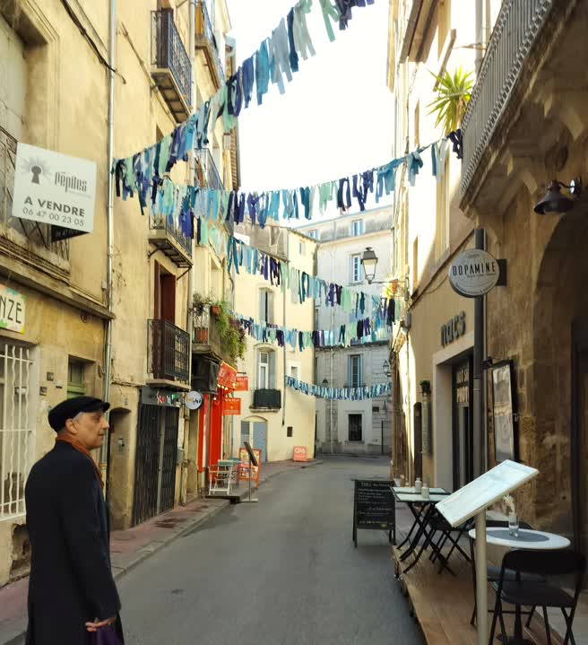 day19-jamil-blue-streamers
