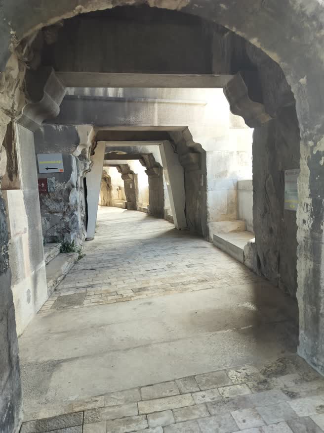 day21-colleseum-hallway-rebuilt